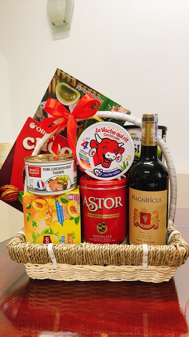 TẶNG QUÀ TẾT CHO ĐỐI TÁC CỦA DOANH NGHIỆP