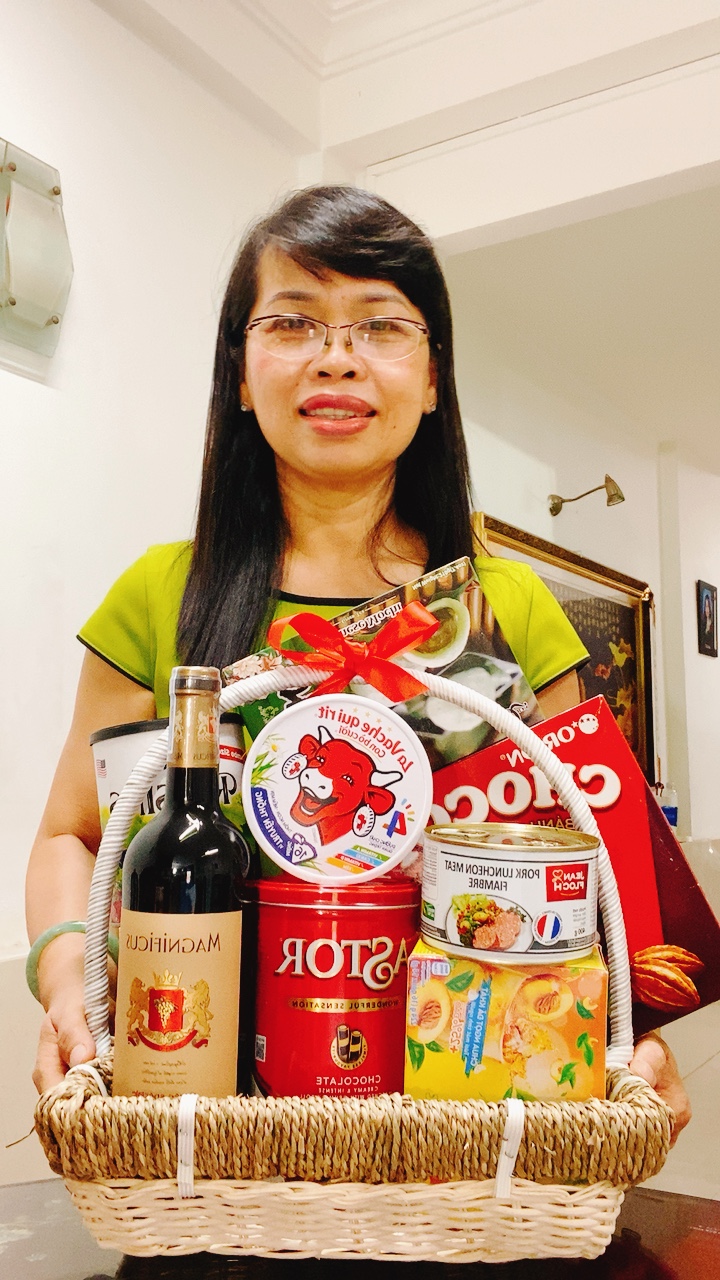 GIỎ QUÀ TẾT TRI ÂN KHÁCH HÀNG