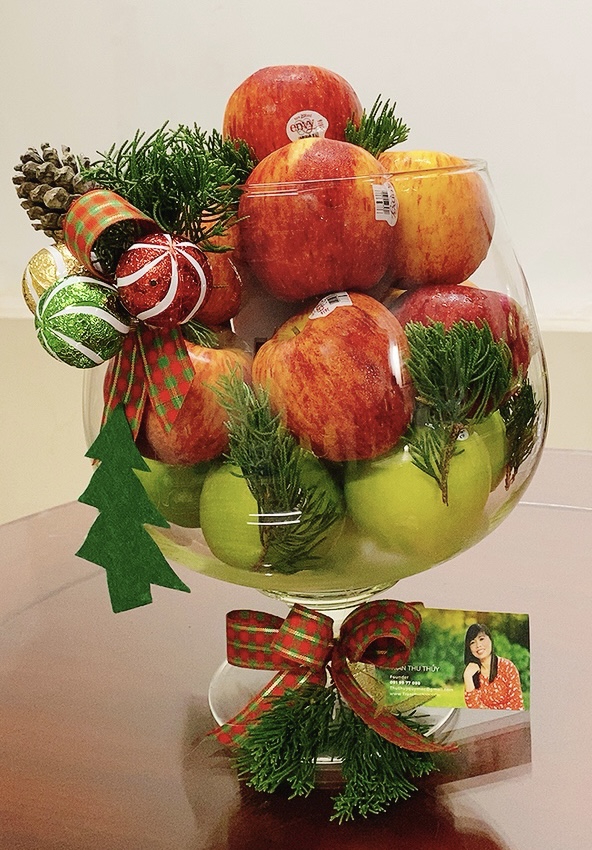 QUÀ TẶNG GIÁNG SINH TÁO ĐỎ ENVY